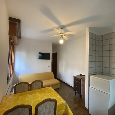 Apartman 1 Giovanni Versolatto *